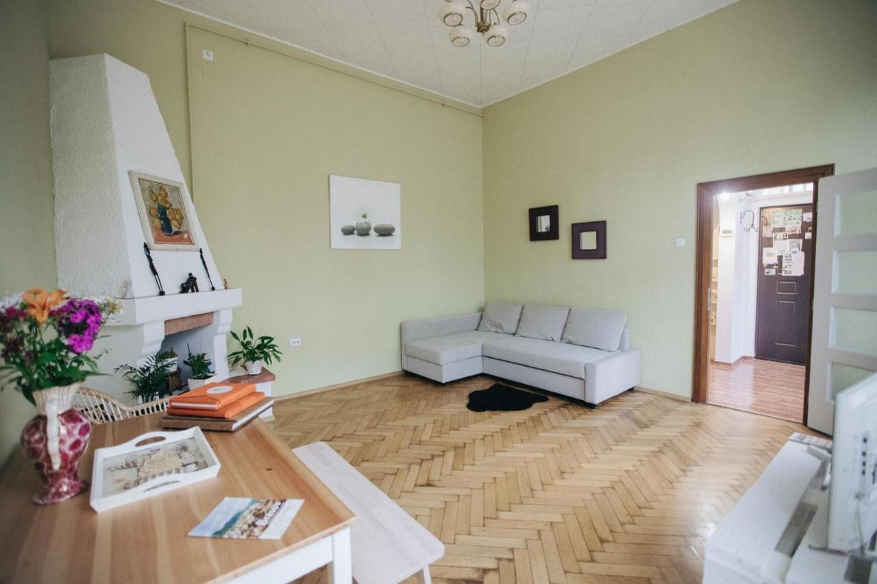 Love Nest Brasov Exterior photo